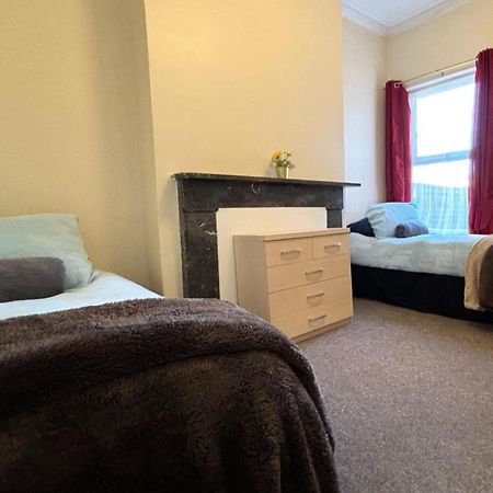 Shirley House 1, Guest House, Self Catering, Self Check In With Smart Locks, Use Of Fully Equipped Kitchen, Walking Distance To Southampton Central, Excellent Transport Links, Ideal For Longer Stays المظهر الخارجي الصورة