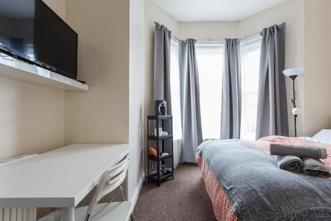 Shirley House 1, Guest House, Self Catering, Self Check In With Smart Locks, Use Of Fully Equipped Kitchen, Walking Distance To Southampton Central, Excellent Transport Links, Ideal For Longer Stays المظهر الخارجي الصورة