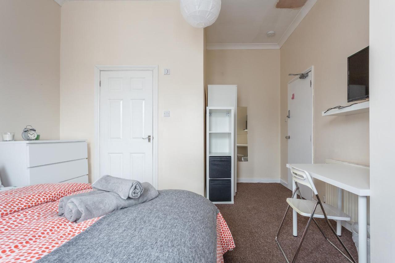 Shirley House 1, Guest House, Self Catering, Self Check In With Smart Locks, Use Of Fully Equipped Kitchen, Walking Distance To Southampton Central, Excellent Transport Links, Ideal For Longer Stays المظهر الخارجي الصورة