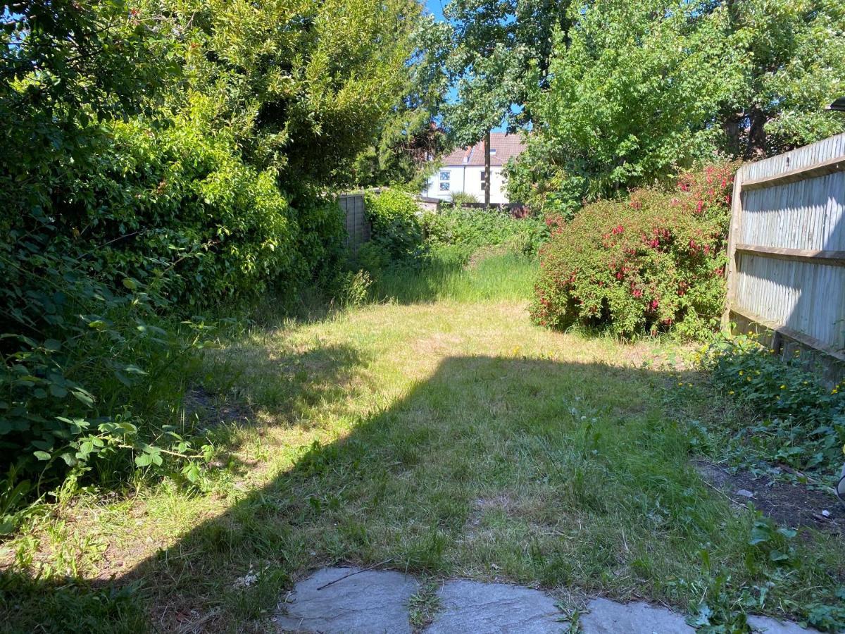 Shirley House 1, Guest House, Self Catering, Self Check In With Smart Locks, Use Of Fully Equipped Kitchen, Walking Distance To Southampton Central, Excellent Transport Links, Ideal For Longer Stays المظهر الخارجي الصورة