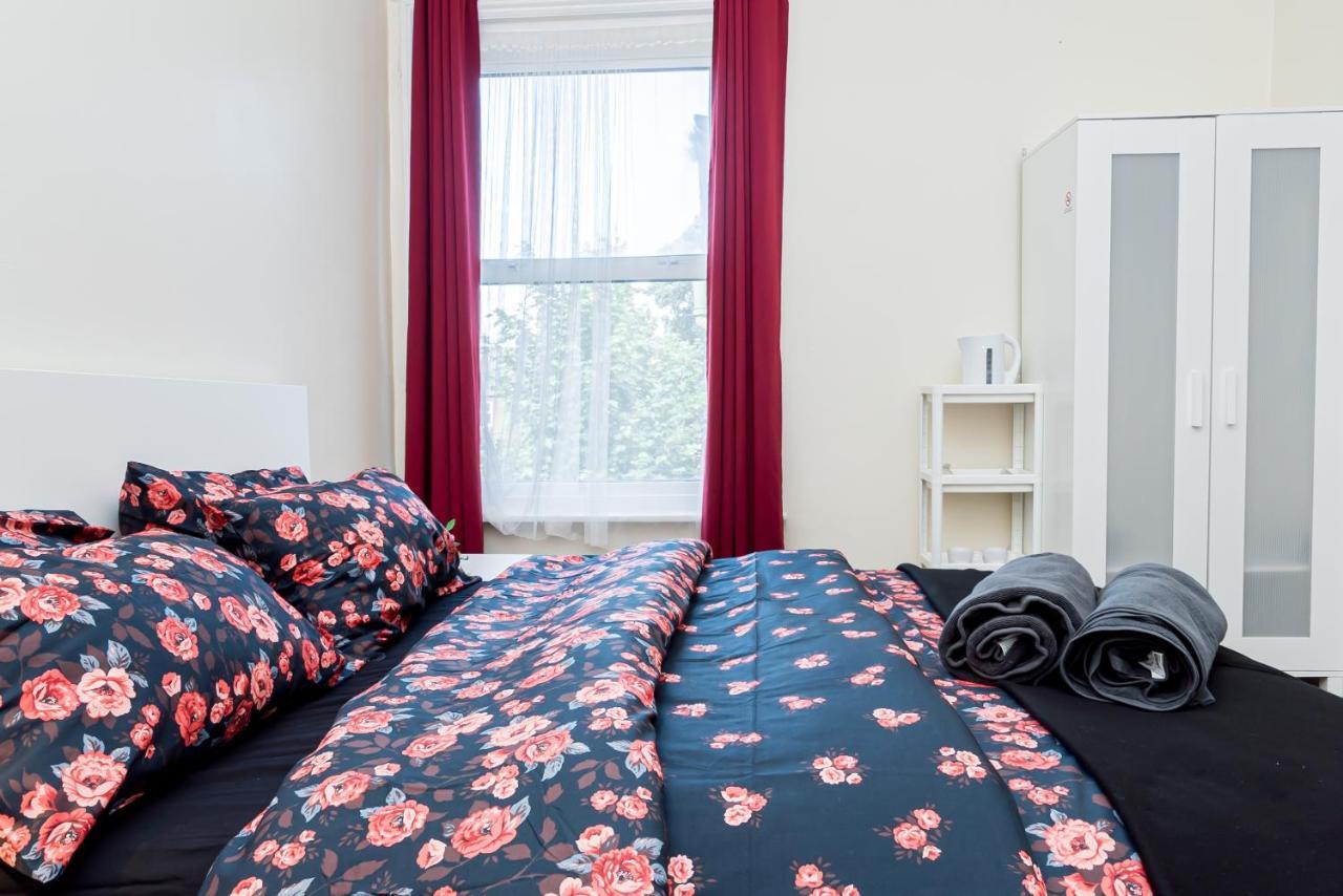 Shirley House 1, Guest House, Self Catering, Self Check In With Smart Locks, Use Of Fully Equipped Kitchen, Walking Distance To Southampton Central, Excellent Transport Links, Ideal For Longer Stays المظهر الخارجي الصورة