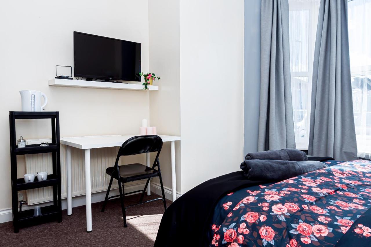 Shirley House 1, Guest House, Self Catering, Self Check In With Smart Locks, Use Of Fully Equipped Kitchen, Walking Distance To Southampton Central, Excellent Transport Links, Ideal For Longer Stays المظهر الخارجي الصورة