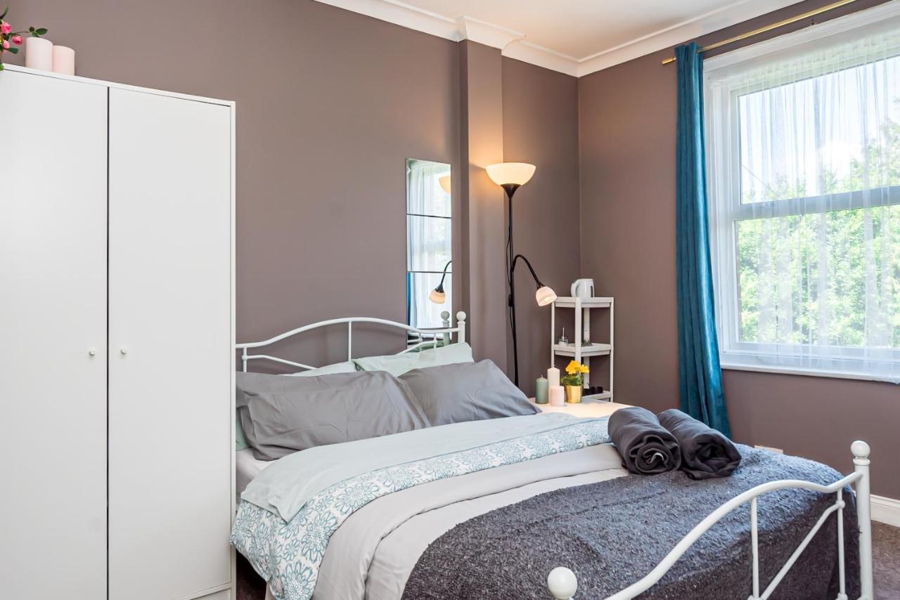 Shirley House 1, Guest House, Self Catering, Self Check In With Smart Locks, Use Of Fully Equipped Kitchen, Walking Distance To Southampton Central, Excellent Transport Links, Ideal For Longer Stays المظهر الخارجي الصورة