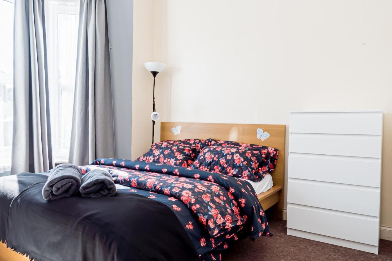 Shirley House 1, Guest House, Self Catering, Self Check In With Smart Locks, Use Of Fully Equipped Kitchen, Walking Distance To Southampton Central, Excellent Transport Links, Ideal For Longer Stays المظهر الخارجي الصورة