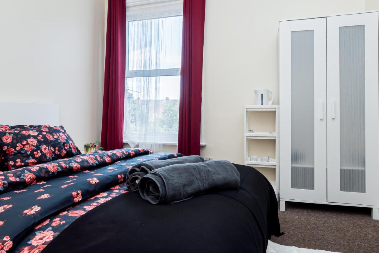 Shirley House 1, Guest House, Self Catering, Self Check In With Smart Locks, Use Of Fully Equipped Kitchen, Walking Distance To Southampton Central, Excellent Transport Links, Ideal For Longer Stays المظهر الخارجي الصورة