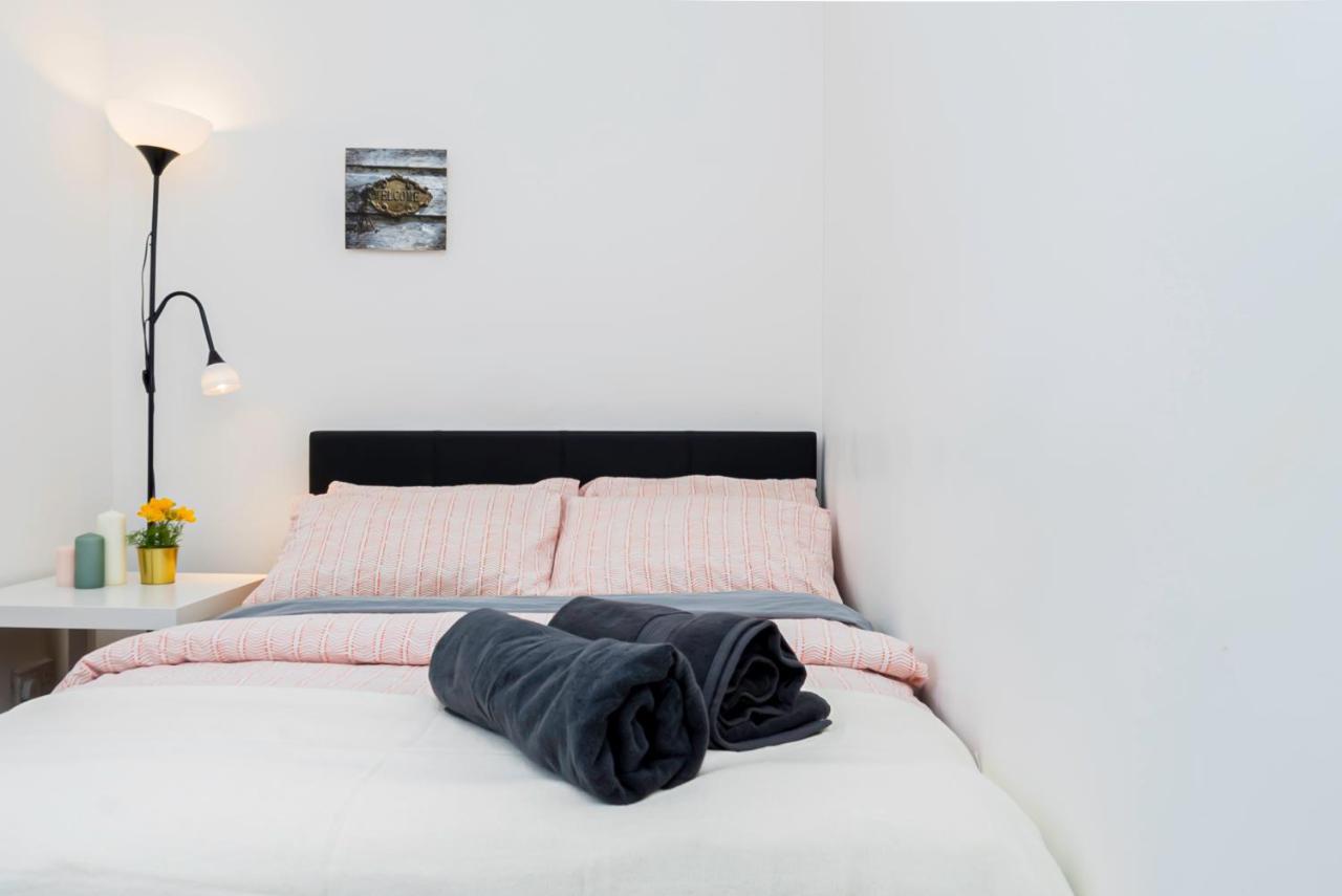 Shirley House 1, Guest House, Self Catering, Self Check In With Smart Locks, Use Of Fully Equipped Kitchen, Walking Distance To Southampton Central, Excellent Transport Links, Ideal For Longer Stays المظهر الخارجي الصورة