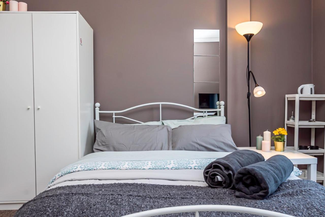 Shirley House 1, Guest House, Self Catering, Self Check In With Smart Locks, Use Of Fully Equipped Kitchen, Walking Distance To Southampton Central, Excellent Transport Links, Ideal For Longer Stays المظهر الخارجي الصورة
