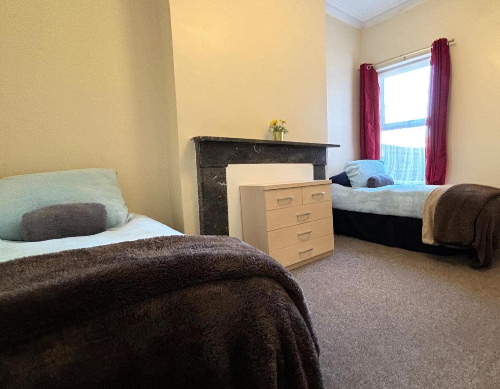 Shirley House 1, Guest House, Self Catering, Self Check In With Smart Locks, Use Of Fully Equipped Kitchen, Walking Distance To Southampton Central, Excellent Transport Links, Ideal For Longer Stays المظهر الخارجي الصورة